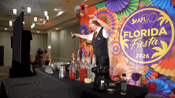 Flair bartending show